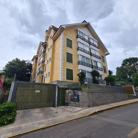 1D Com Lareira No Centro De Gramado Appartement Buitenkant foto